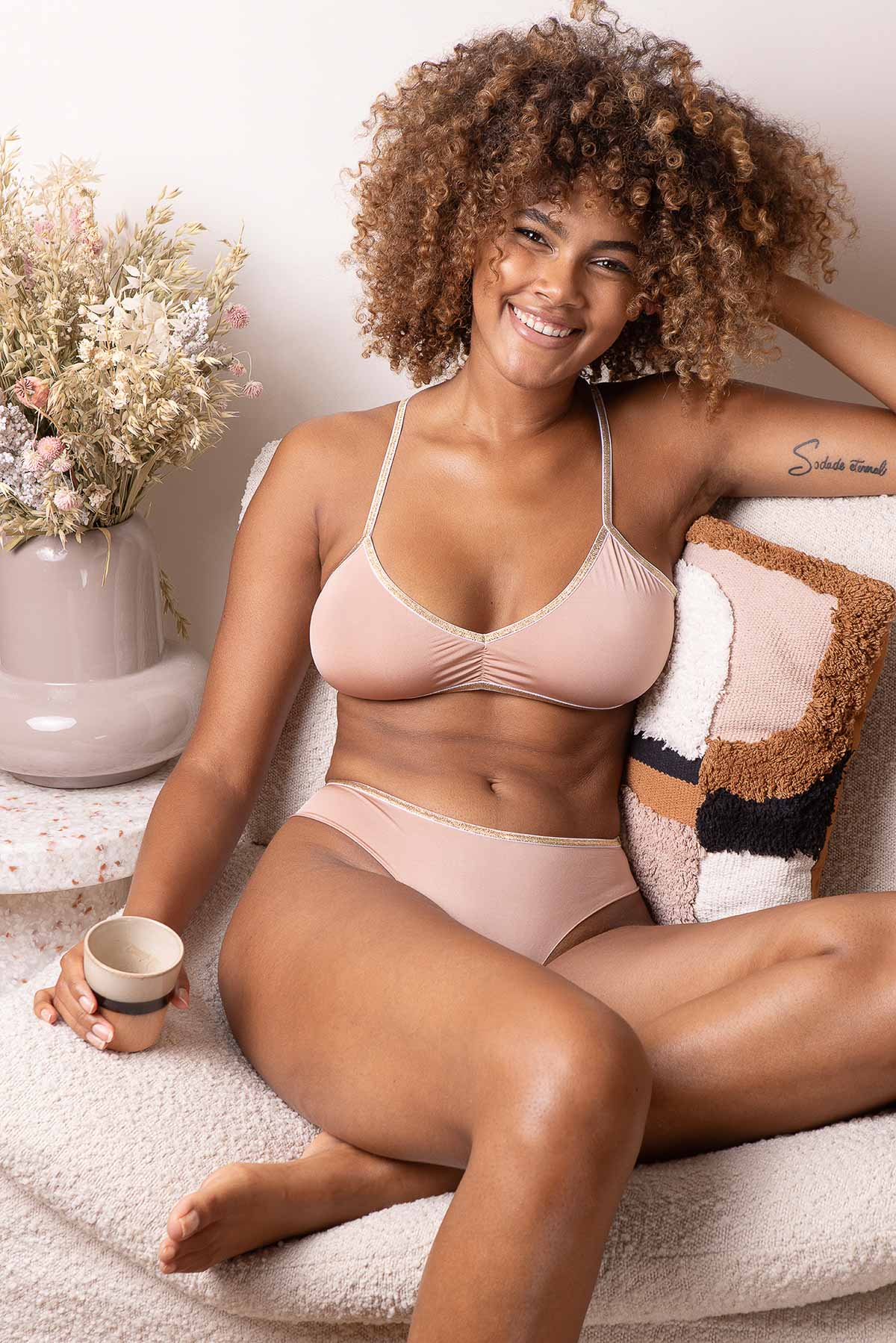 Brésilien Bords Francs Rosée