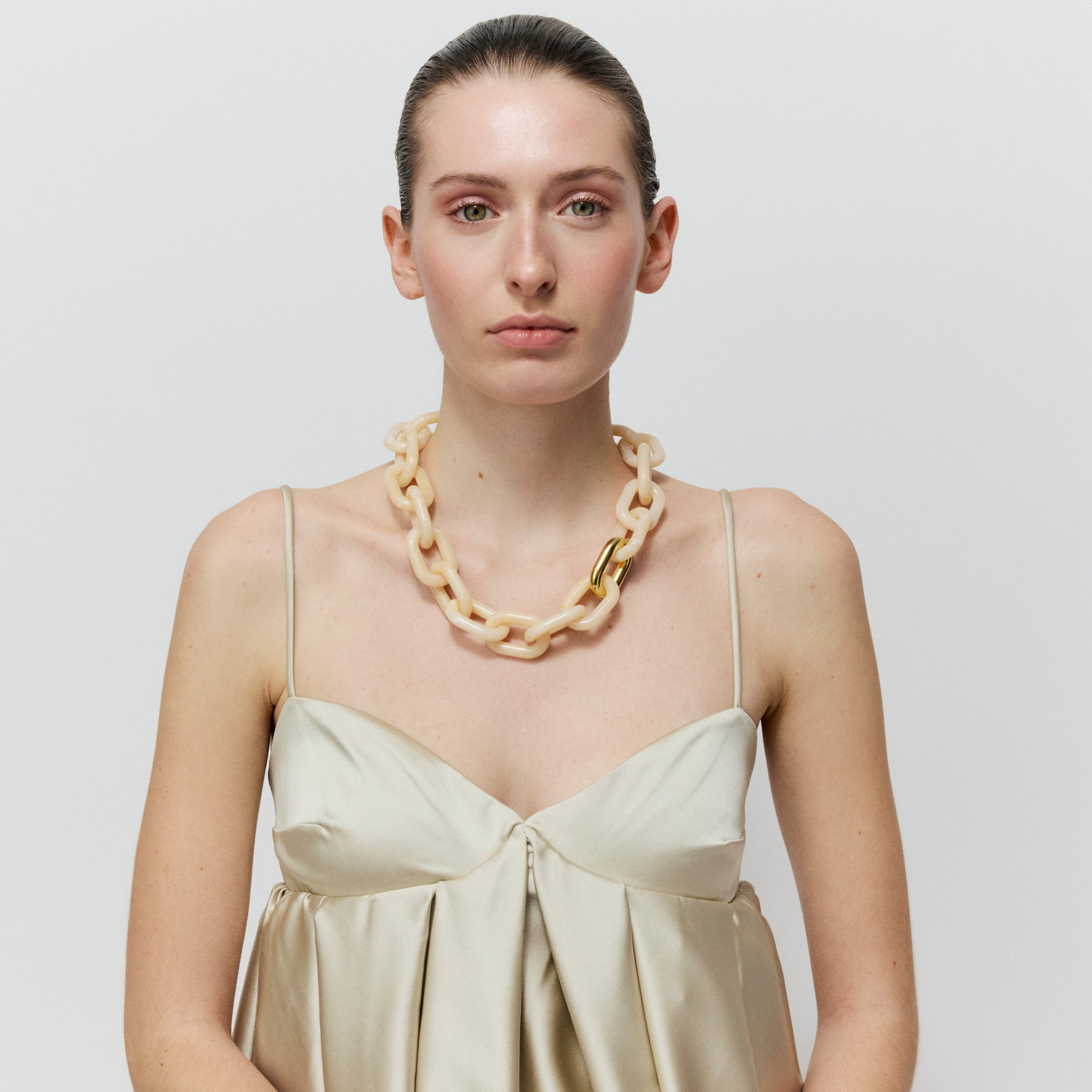 New Oval Necklace with gold